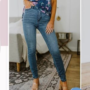 HI-WAIST CONTROL TOP COOL DENIM SKINNY BY JUDY BLUE JB88615